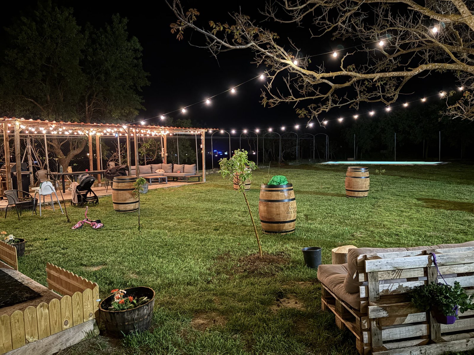 Jardín de noche, zona chill out